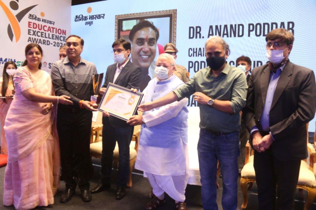 Poddar Group of Institutions Jaipur Awards photo 7